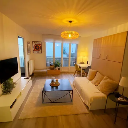 Bright Near Paris & La Defense Daire Asnières